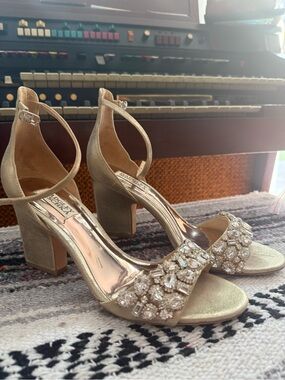 Badgley Mischka Gold Crystal Embellished Block-Heel Sandals